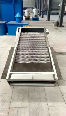 Automatischer Festflüssigkeits-Trennungs-Drehstangen-Schirm mit 1000-5000mm Gitter