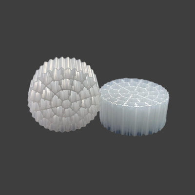 Weißer Biofilm-Fördermaschinen-Membran Biofilm-Reaktor 25*10mm K1 Mbbr